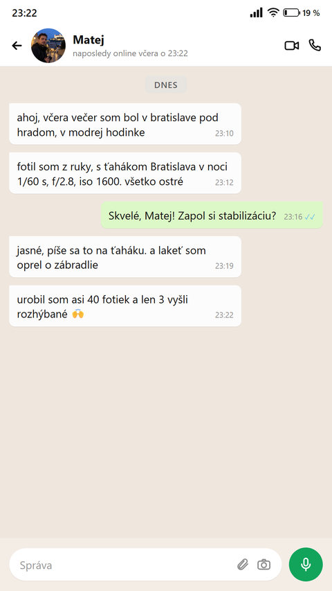Niekto píše o ťaháku Bratislava v noci, pod hradom